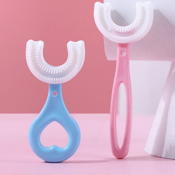 *💚Silicone kids toothbrush*

▫️Age: 2yrs-6yrs and 6yrs-12yrs

▫️